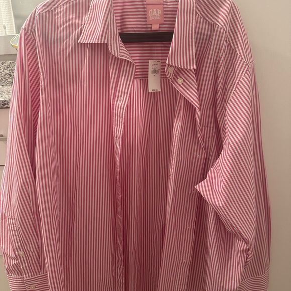 GAP x Barbie cotton button down shirt - Picture 2 of 3